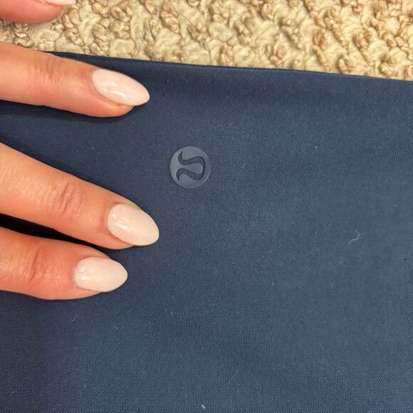 Ladies Lululemon On The Fly Mid‎ Rise Pants Navy Blue Size 4 - Picture 9 of 10